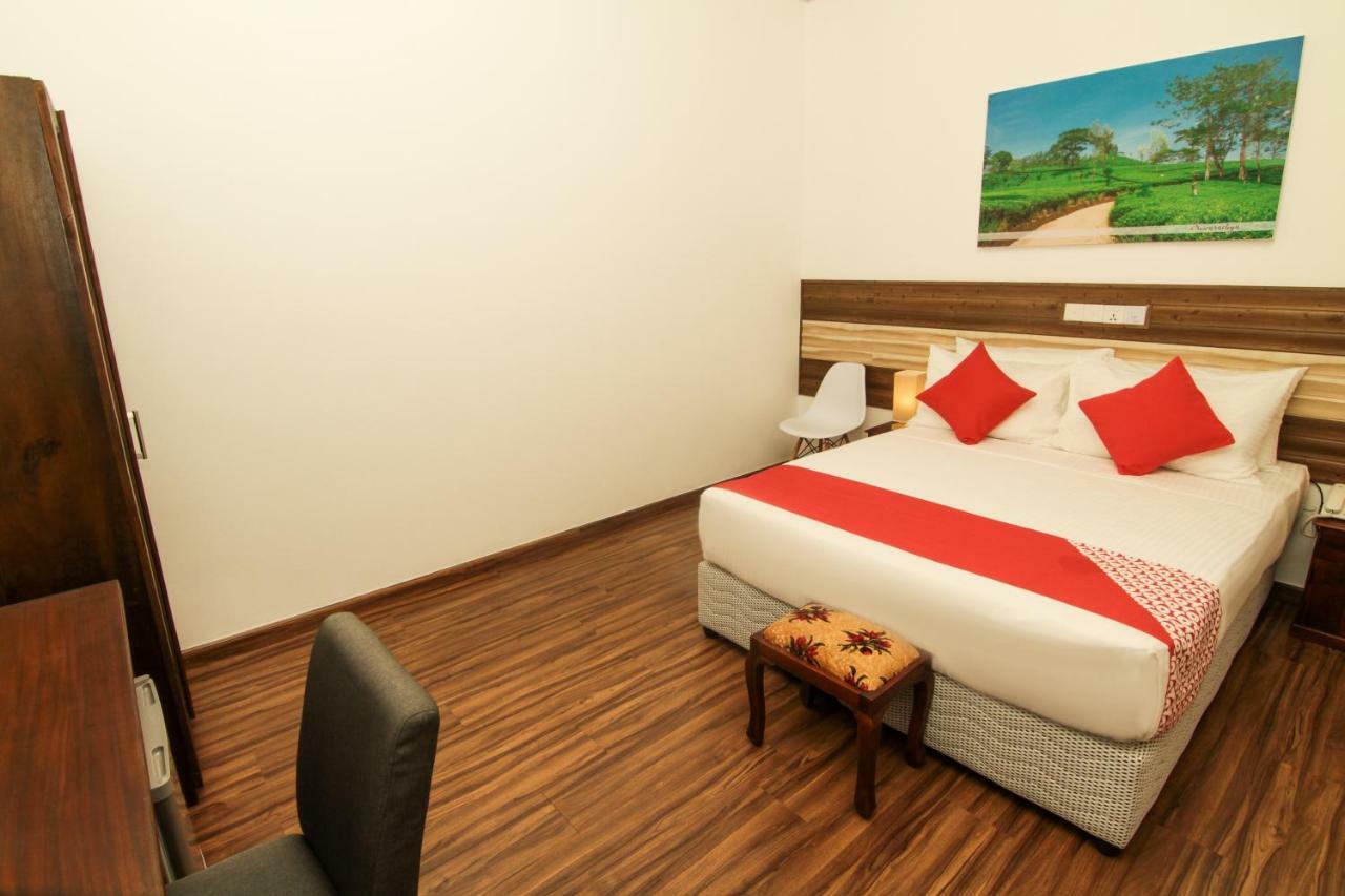 Clove Transit Hotel Kotugoda Kültér fotó